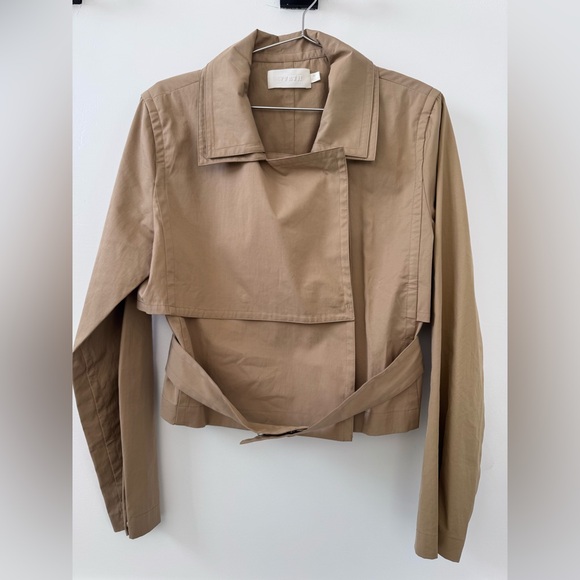 Elegant Cropped Tan Trench Coat